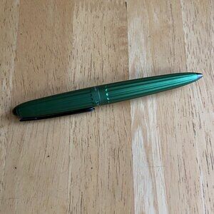 Diplomat Aero Green Fountain Pen Extra Fine Nib
